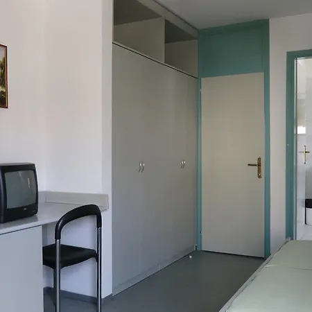 Hostel Presta