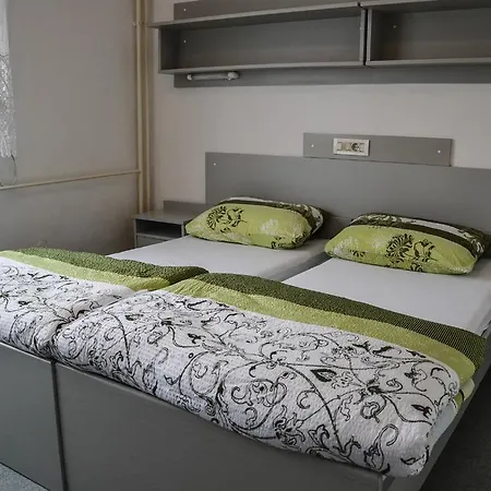 Hostel Presta Nova Gorica