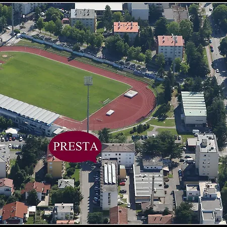 호스텔 Presta 노바고리차